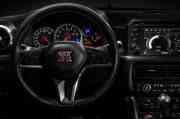 Nissan GT-R image