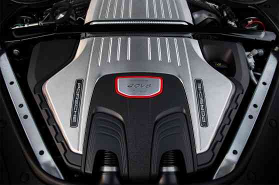 Porsche Panamera Sport Turismo image