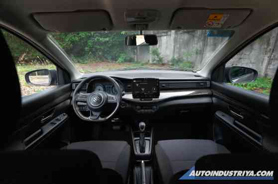 Suzuki Ertiga Hybrid image