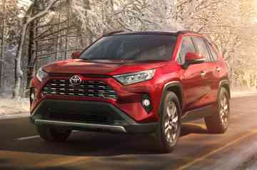 2019 Toyota RAV4 2.5 LE image