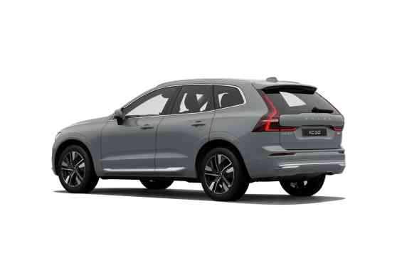 Volvo XC60 PHEV image
