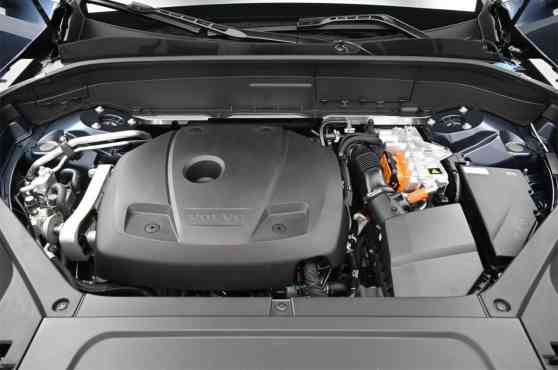 Volvo XC90 PHEV image