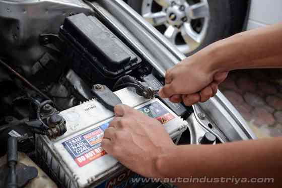 Flood prepping your car image