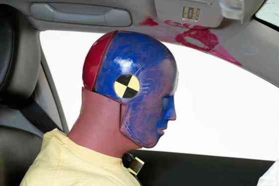 Crashing cars for science: Safety ratings explained image