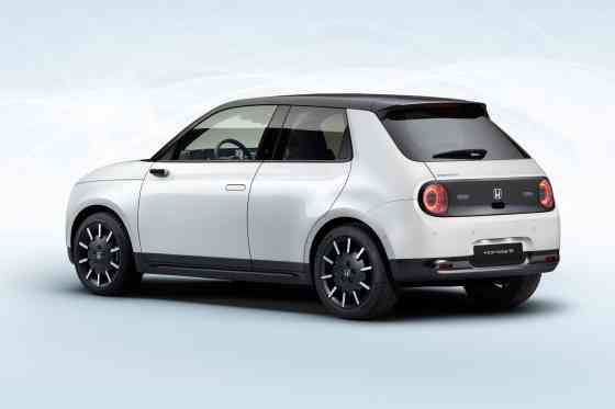 Honda will no longer make the adorable e hatchback image