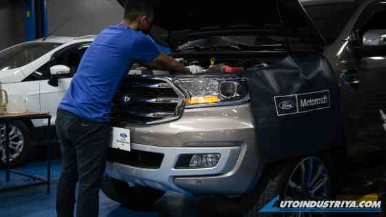 Where should I take my car for an oil change? image