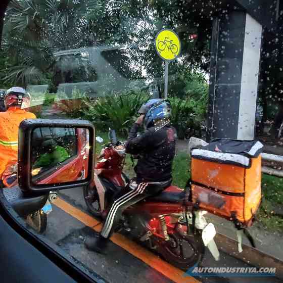 Road Sharing: A simple guide for drivers and cyclists image