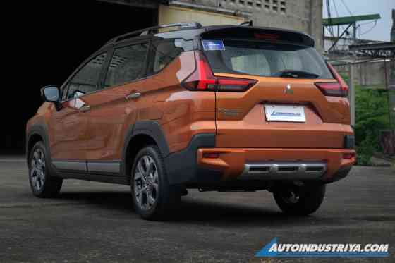 2023 Mitsubishi Xpander Cross image