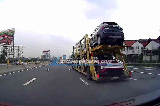 2024 Toyota Yaris Cross starts at PHP 1.199M; Hybrid available image