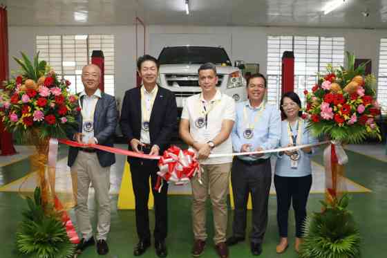 Isuzu PH renews education partnership with Laguna TESDA school image