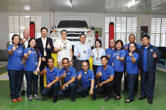 Isuzu PH renews education partnership with Laguna TESDA school image