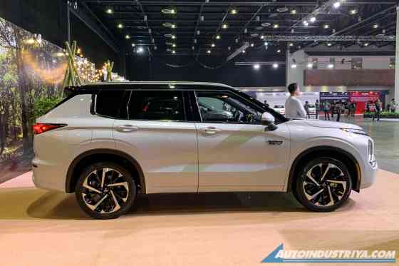 2024 Mitsubishi Outlander PHEV previewed for PH image