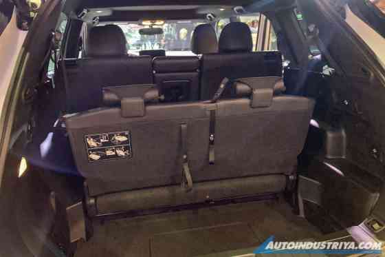 2024 Mitsubishi Outlander PHEV previewed for PH image