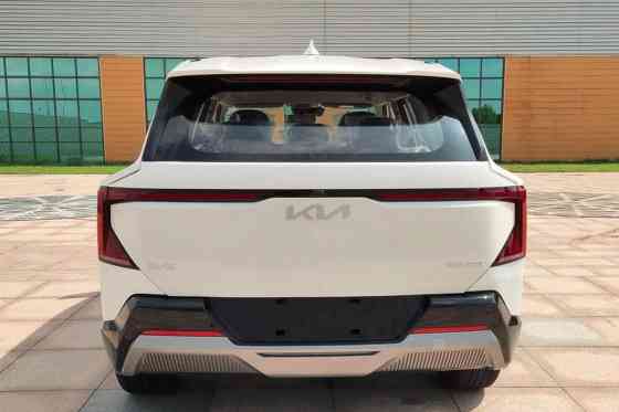 Stylish Kia EV5 SUV revealed ahead of debut image