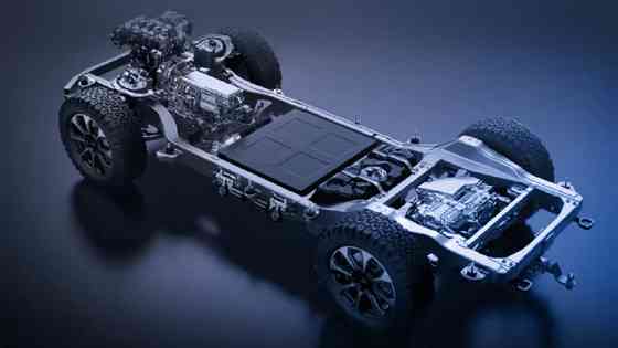 BYD's Leopard 5 SUV looks like the all-new Land Cruiser Prado BYD's Leopard 5 SUV looks like the all-new Land Cruiser Prado image