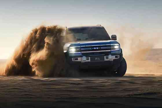 BYD's Leopard 5 SUV looks like the all-new Land Cruiser Prado BYD's Leopard 5 SUV looks like the all-new Land Cruiser Prado image