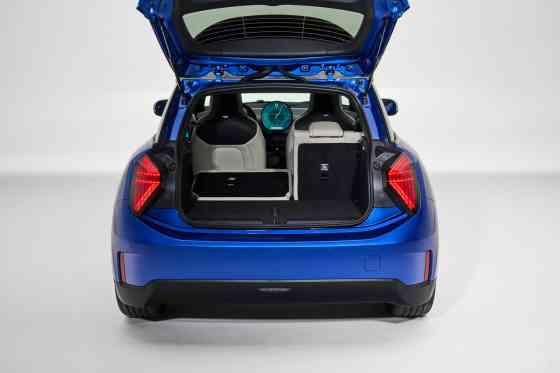 2024 Mini Cooper EV, Countryman image