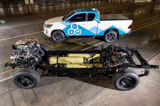 Toyota Hilux fuel cell hydrogen image