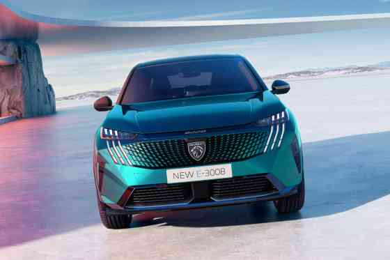 Here&rsquo;s your first look at the 2024 Peugeot E-3008 image