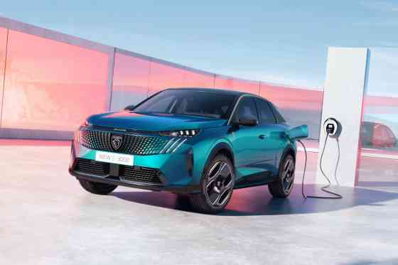 2024 Peugeot E-3008 EV can cover up to 700km on a single charge image