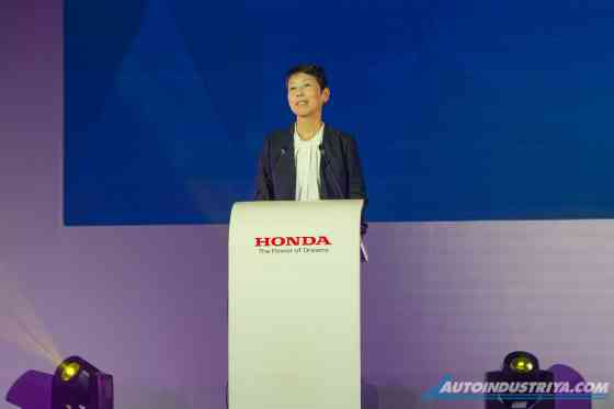 Why is the 2024 Honda CR-V RS e:HEV only a 5-seater in PH? image