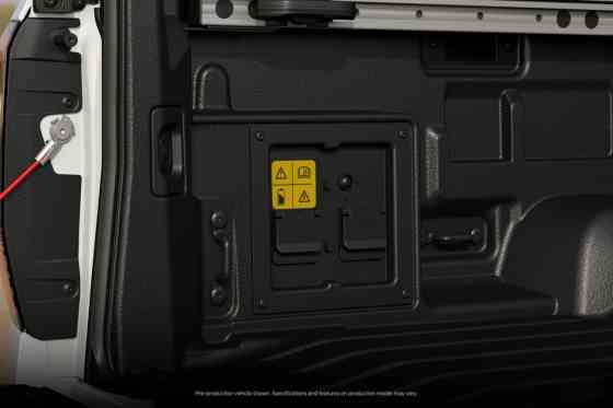 Ford unveils 2025 Ranger plug-in hybrid pickup truck image