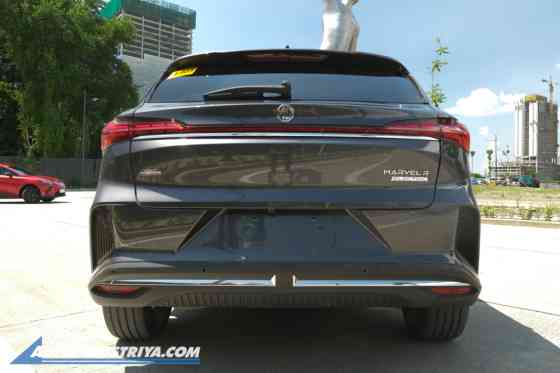 MG4 EV and Marvel R image