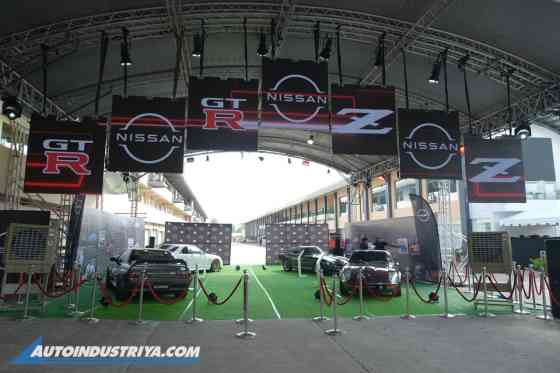 Nissan Z and GT-R Trackday image