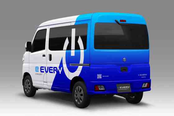 Suzuki e Every Concept is a Kei car-sized commercial EV image