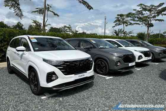 2024 Hyundai Custin minivan starts at PHP 1.770M image