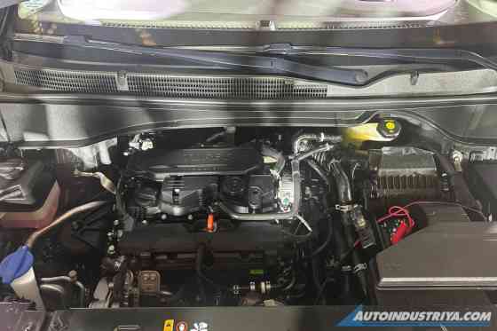 2024 Hyundai Custin minivan starts at PHP 1.770M image