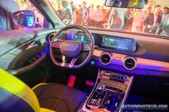 New Dongfeng PH launches hybrid and EV lineup image