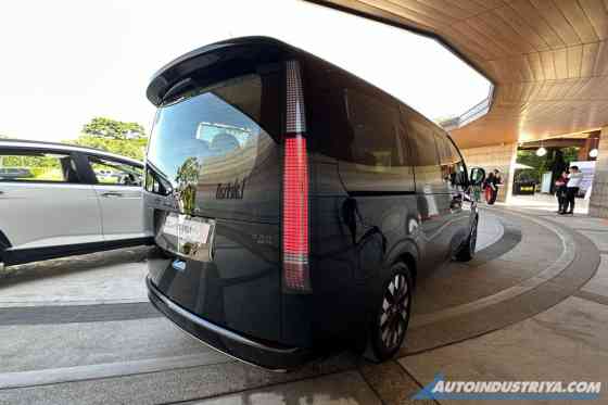 Hyundai PH adds Staria Premium+ 9-seater for PHP 2.83M image