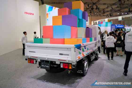 Is this Isuzu Elf Mio the JDM Traviz PH needs? image