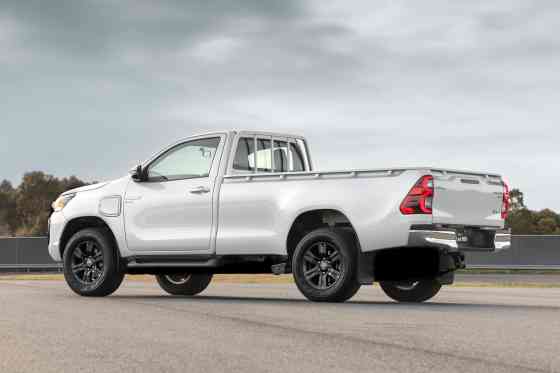 Toyota to test electric pickups as taxis in Thailand in 2024 image