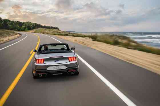 Ford Mustang California Special 2024 (NO TEXT YET) image