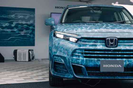 Hydrogen-powered Honda CR-V e:Fuel Cell coming in 2024 image