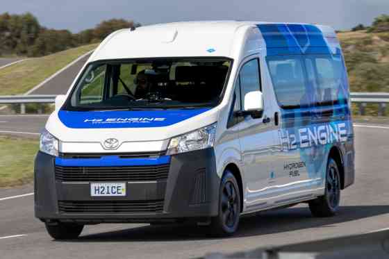 Toyota is working on a hydrogen-powered V6 Hiace image