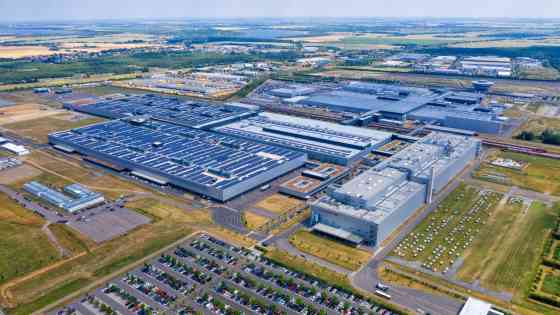 Porsche Leipzig factory has built its 2-millionth vehicle image