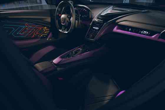 Lamborghini turns Revuelto into a moving art piece image