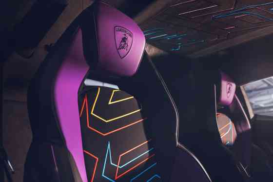 Lamborghini turns Revuelto into a moving art piece image