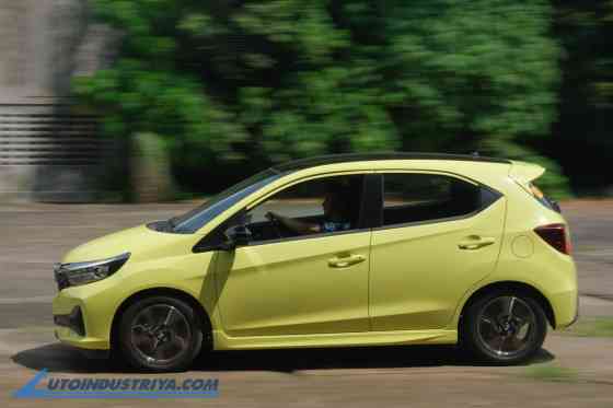 2024 Honda Brio 1.2 RS CVT Black Top image