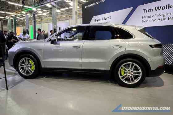 Porsche Cayenne eHybrid image