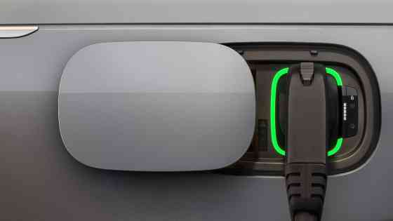 Range Rover Electric to have V8-like performance image