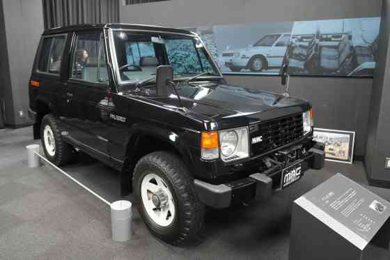 Mitsubishi Auto Gallery image