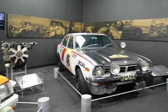 Mitsubishi Auto Gallery image