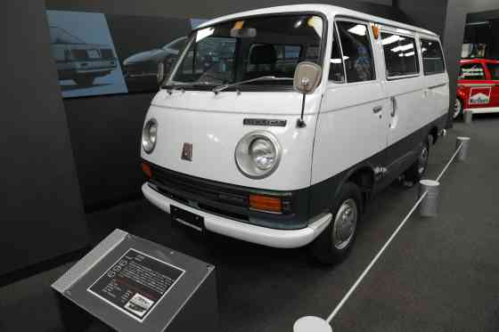 Mitsubishi Auto Gallery image