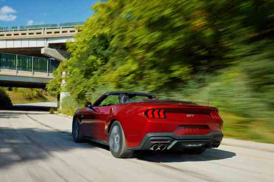 Ford CEO: Mustang V8 is here to stay image