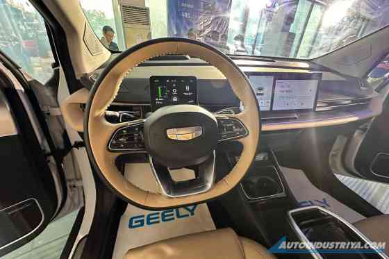 Geely PH previews all-electric Geometry C crossover image