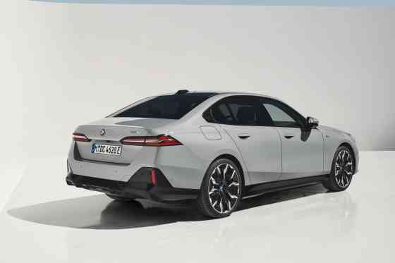 BMW PH to launch all-new 5 Series, i5 EV this February? image